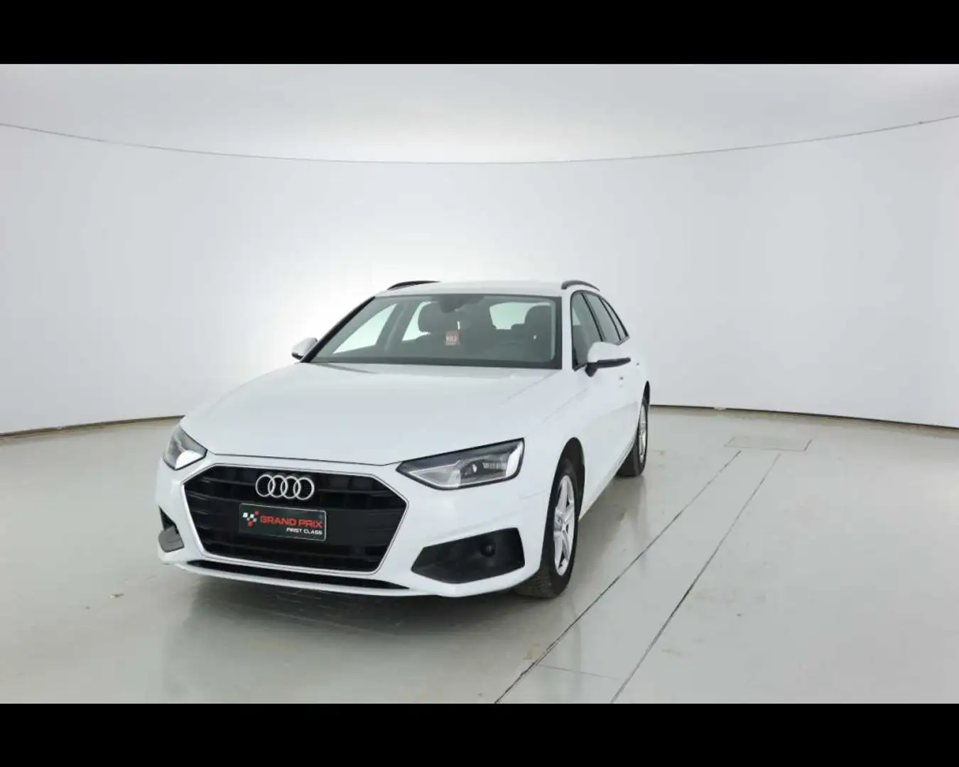 Audi A4 Avant 30 TDI/136 CV S tronic Business Blanc - 2
