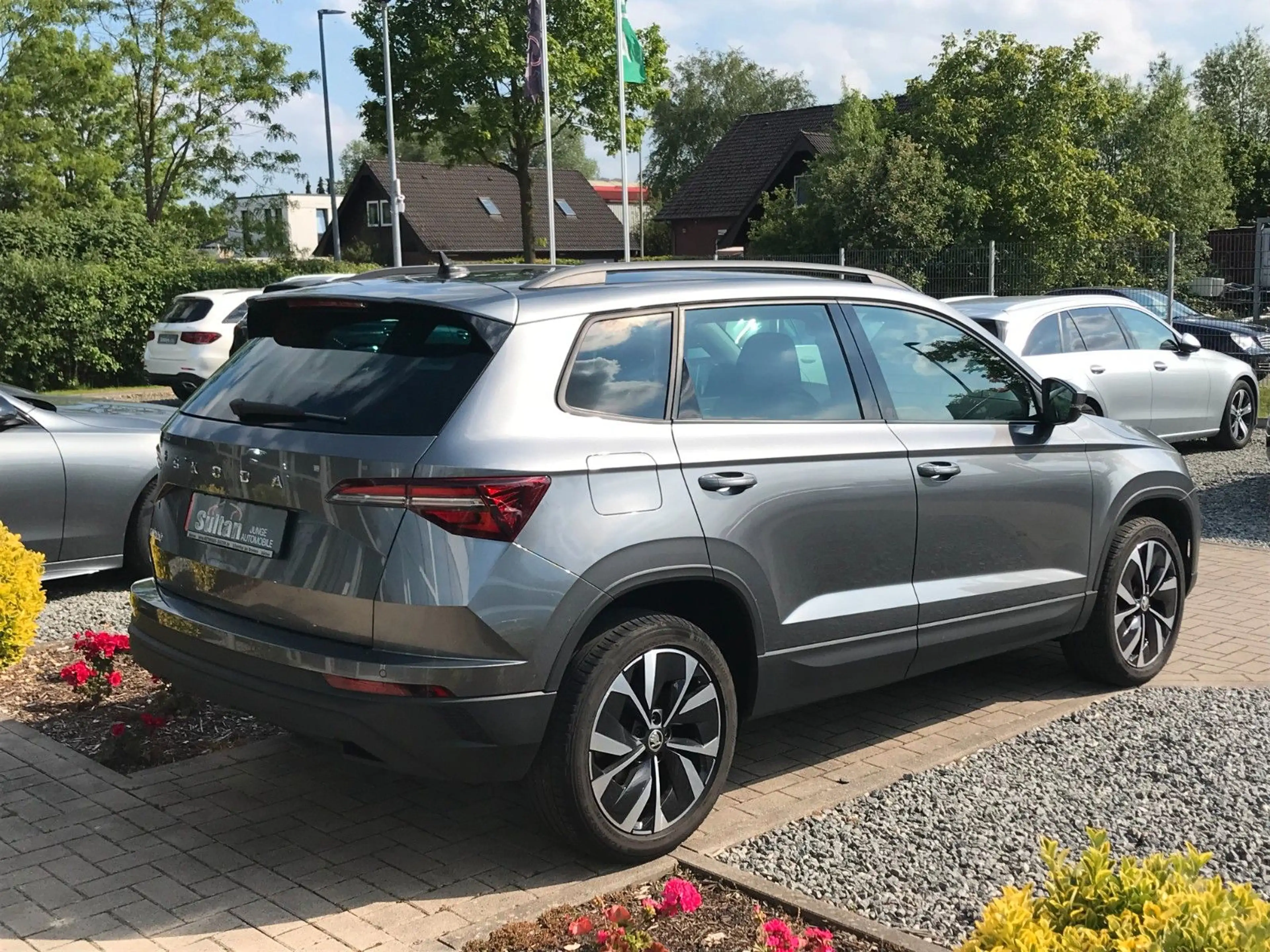 Skoda Karoq 1.5 TSI ACT Style DSG LED Kam Virtual 18" — photo 2
