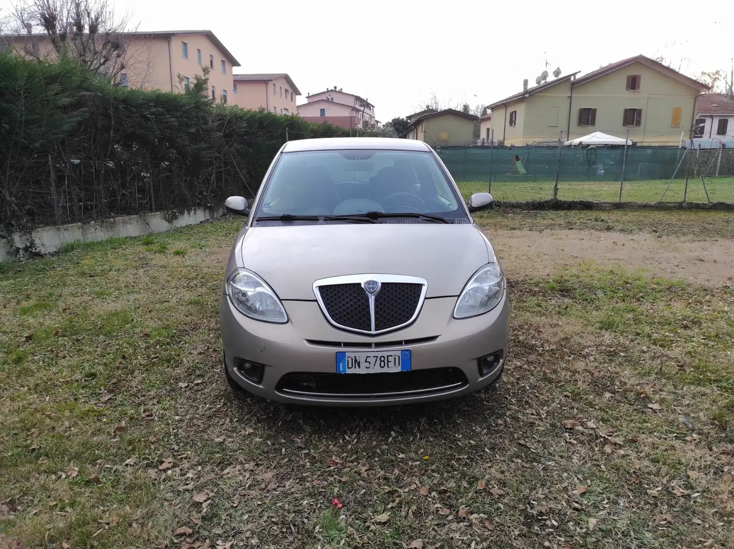 Lancia Ypsilon Ypsilon 1.2 Argento Beige - 1