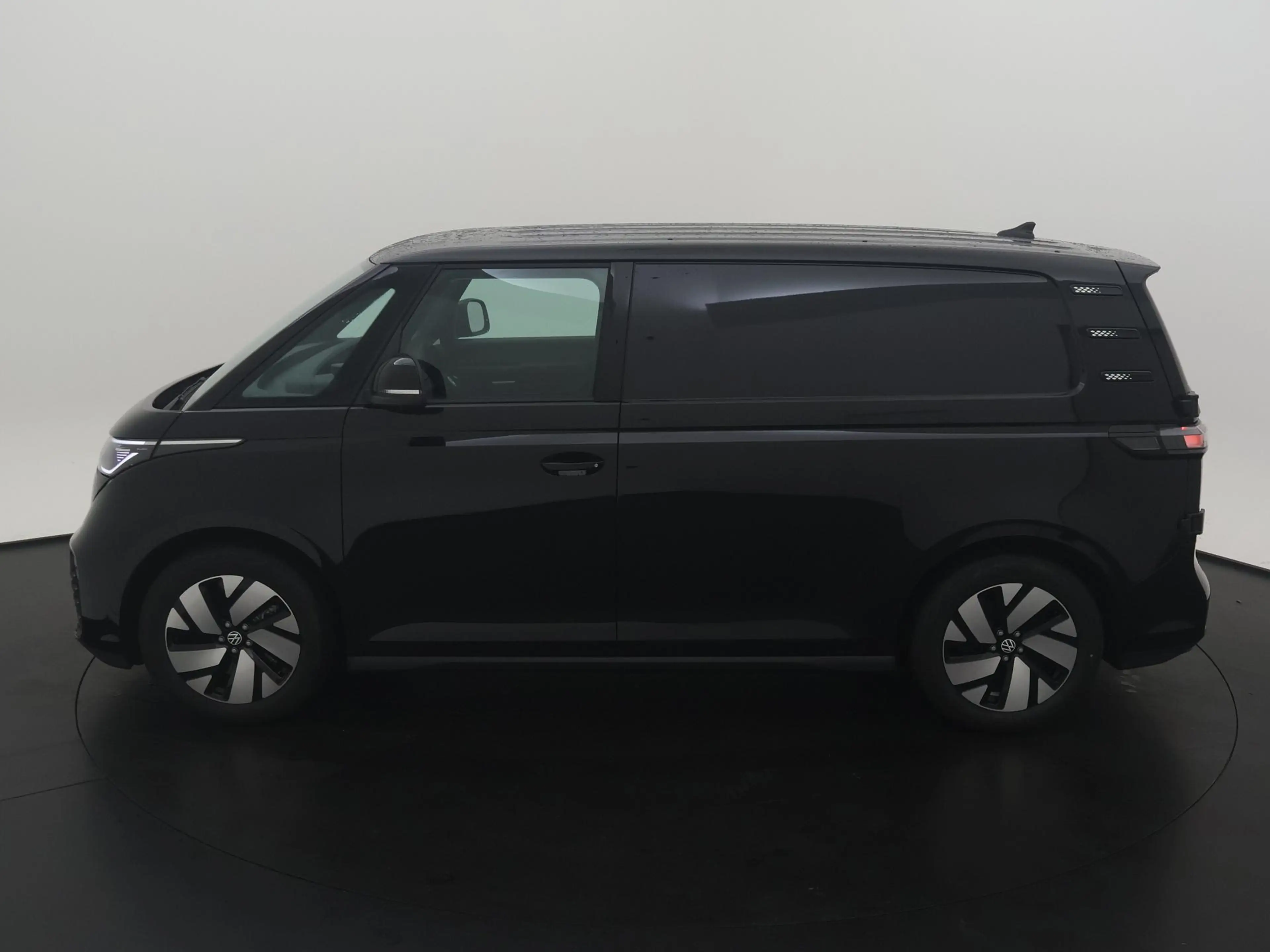 Volkswagen ID. Buzz Cargo Bedrijfswagens Bulli Limited Edition 210 kW / 286 — photo 3