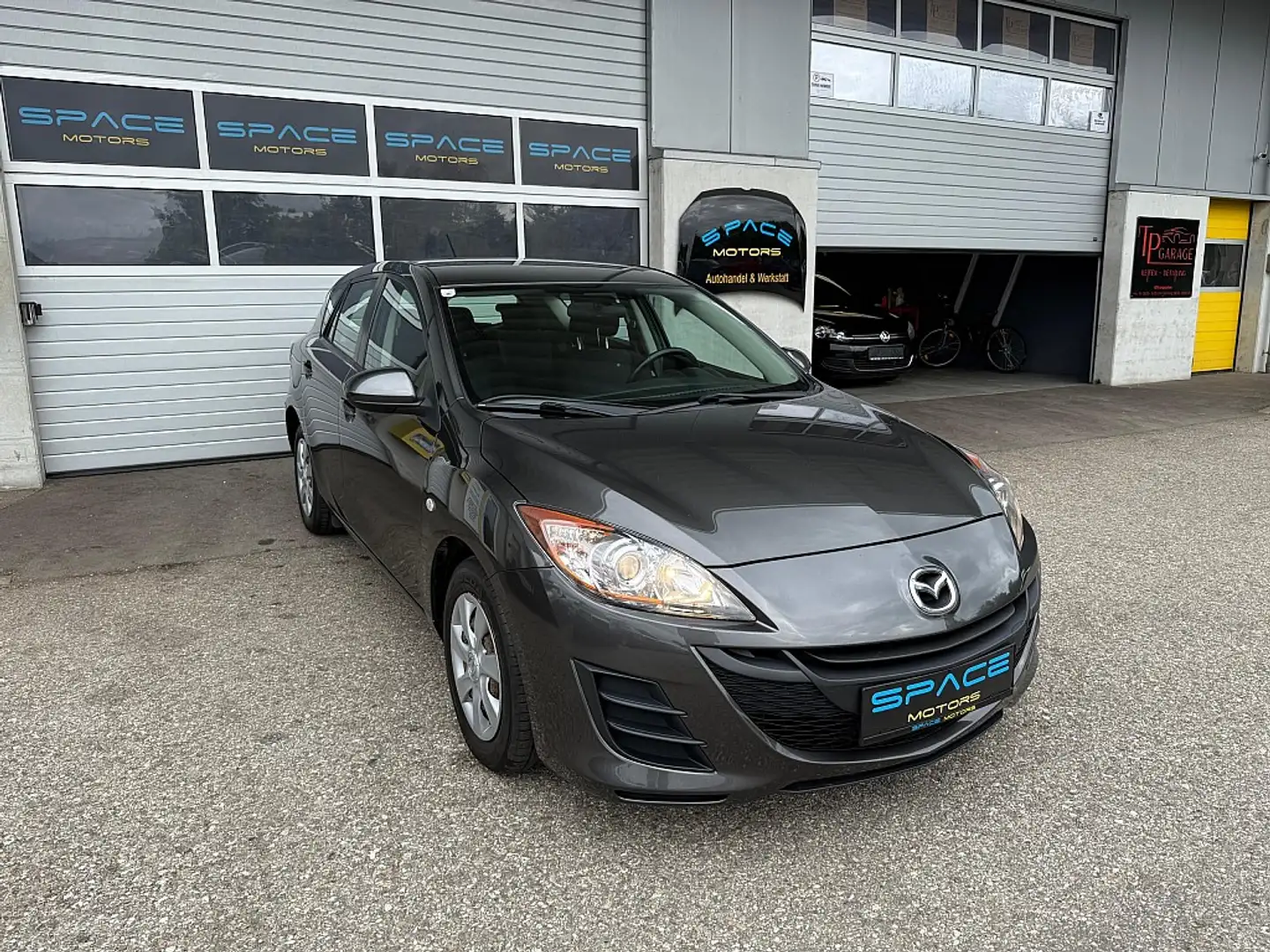 Mazda 3 Mazda3 Sport 1,6i TE Grijs - 1