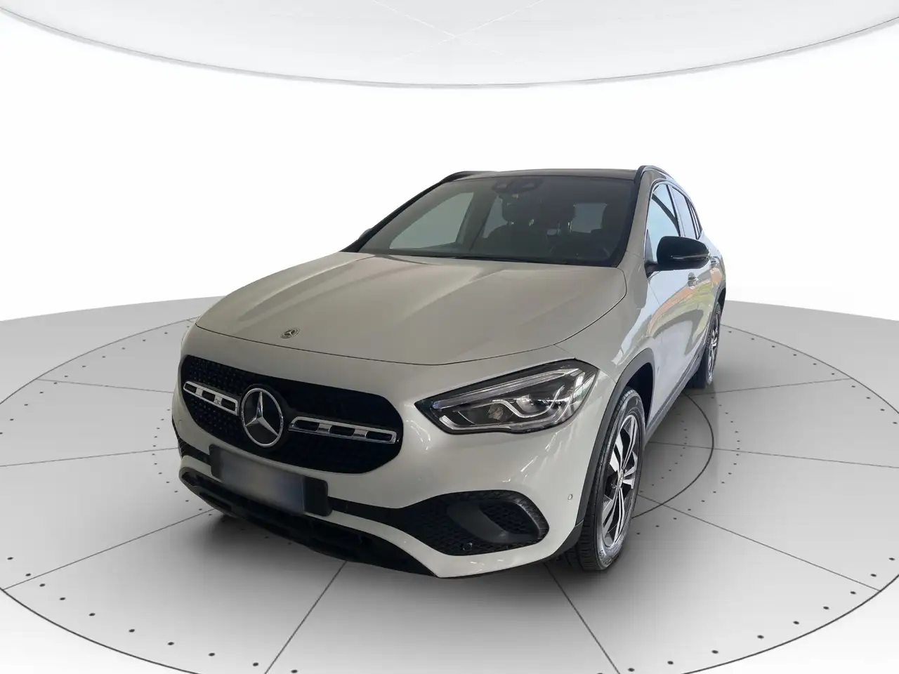 Mercedes-Benz GLA 200