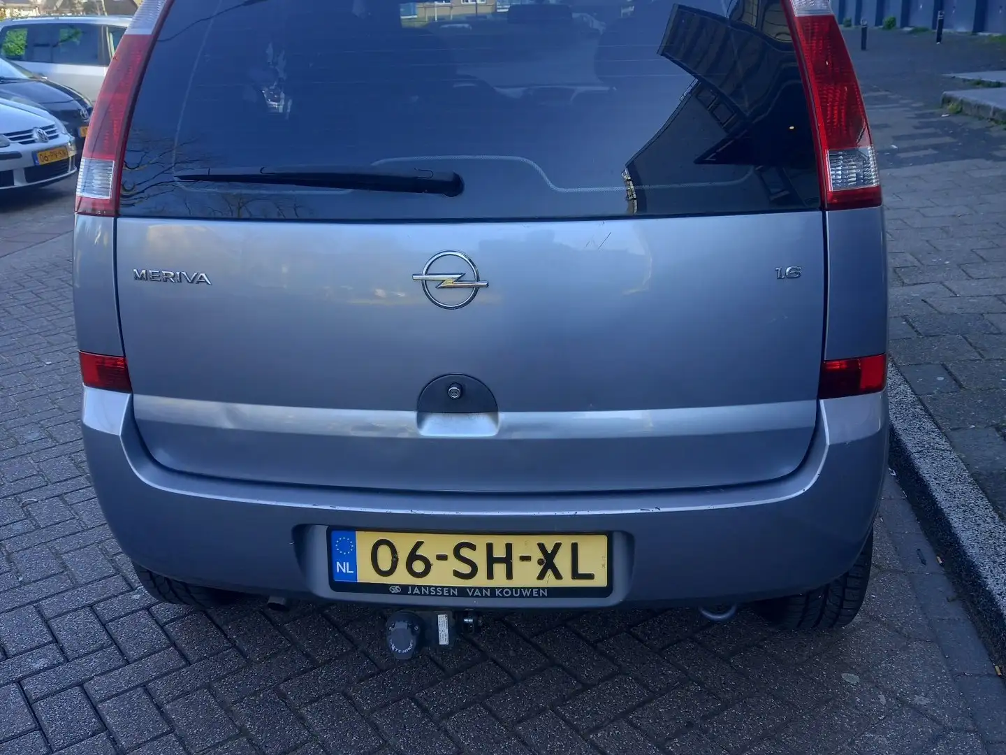 Opel Meriva 1.6-16V Essentia Grijs - 2