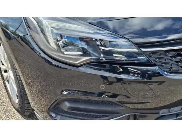 Opel Astra view 16