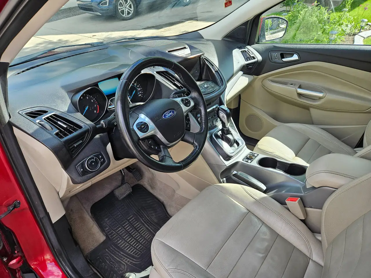 Ford Escape photo Ford Escape