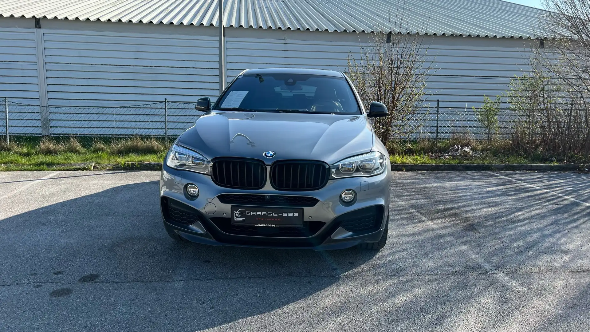 BMW X6 xDrive 30 d M-Packet / M-Perfomenc CARBON / Grau - 2