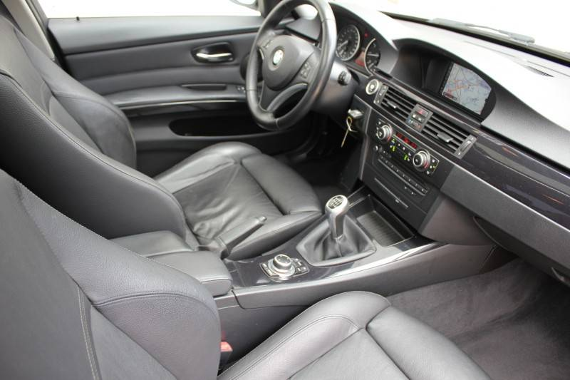 BMW 318 318i Berline/Pdc/Leder/Navi/bluetooth — photo 12