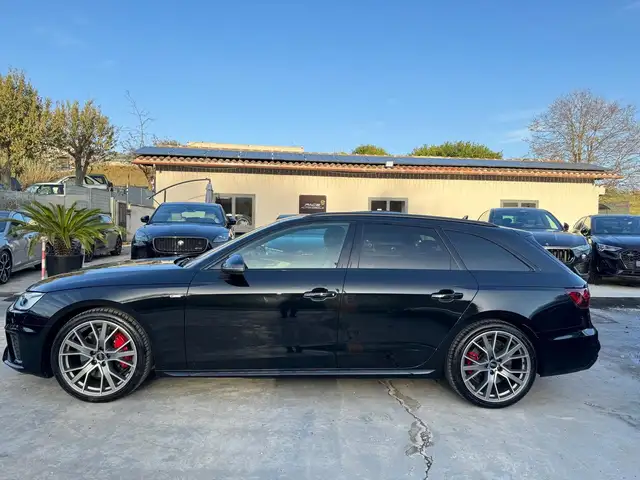 Audi A4 view 9