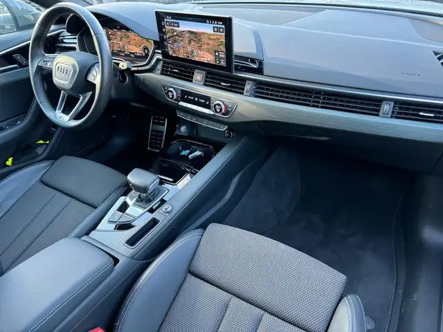 Audi A4 view 8