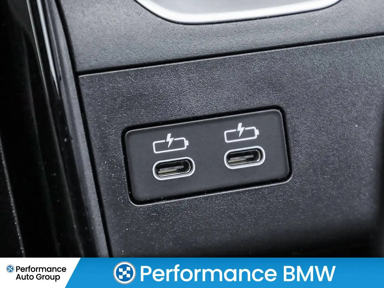 BMW X1 снимка BMW X1