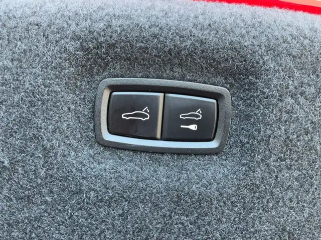 Audi e-tron GT view 15