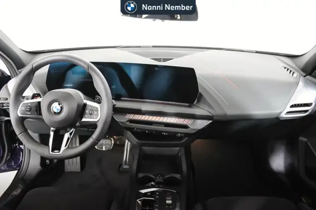 BMW 1 Series view 10