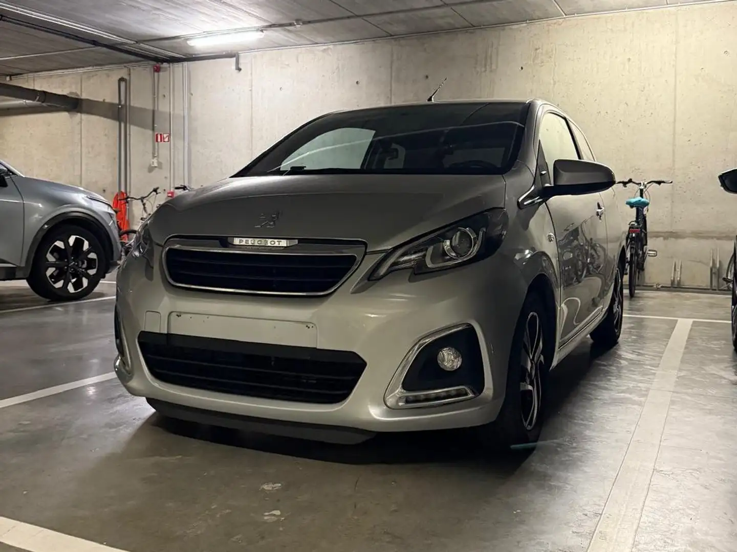 Peugeot 108 108 PureTech 82 Allure Zilver - 1
