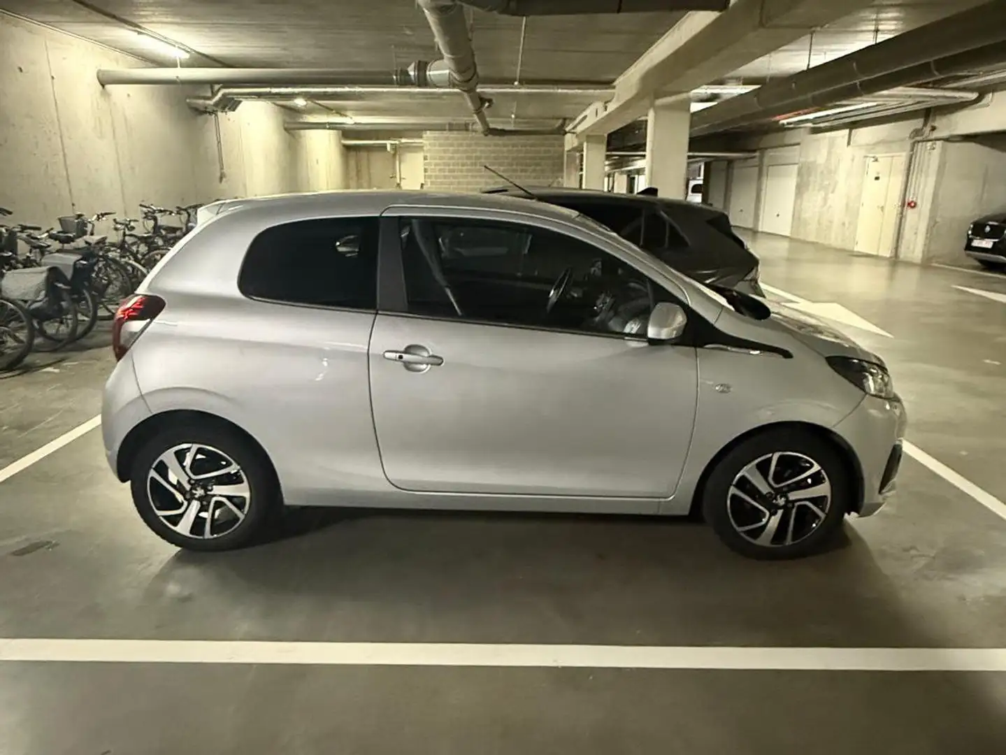 Peugeot 108 108 PureTech 82 Allure Zilver - 2