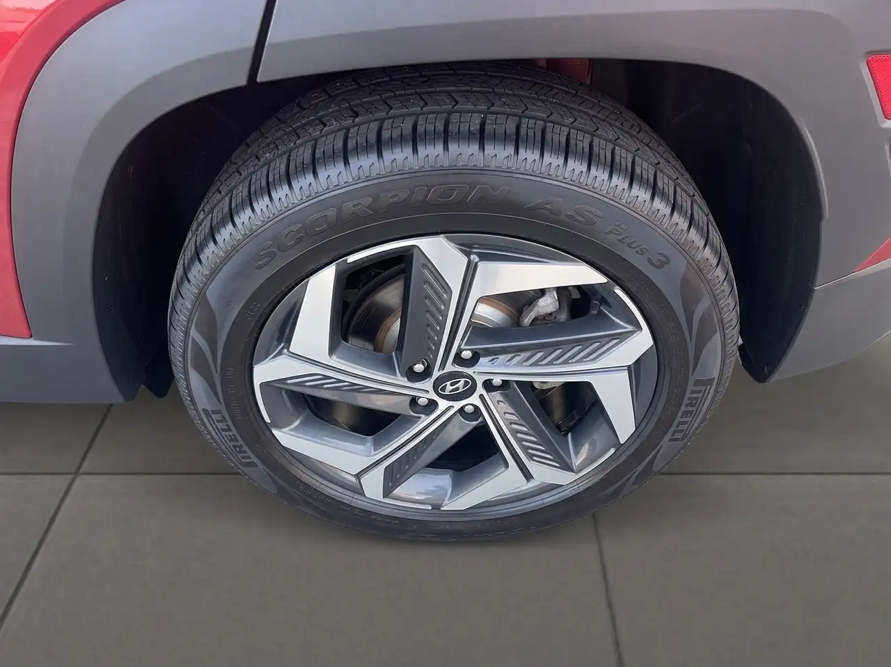 Hyundai TUCSON снимка Hyundai TUCSON