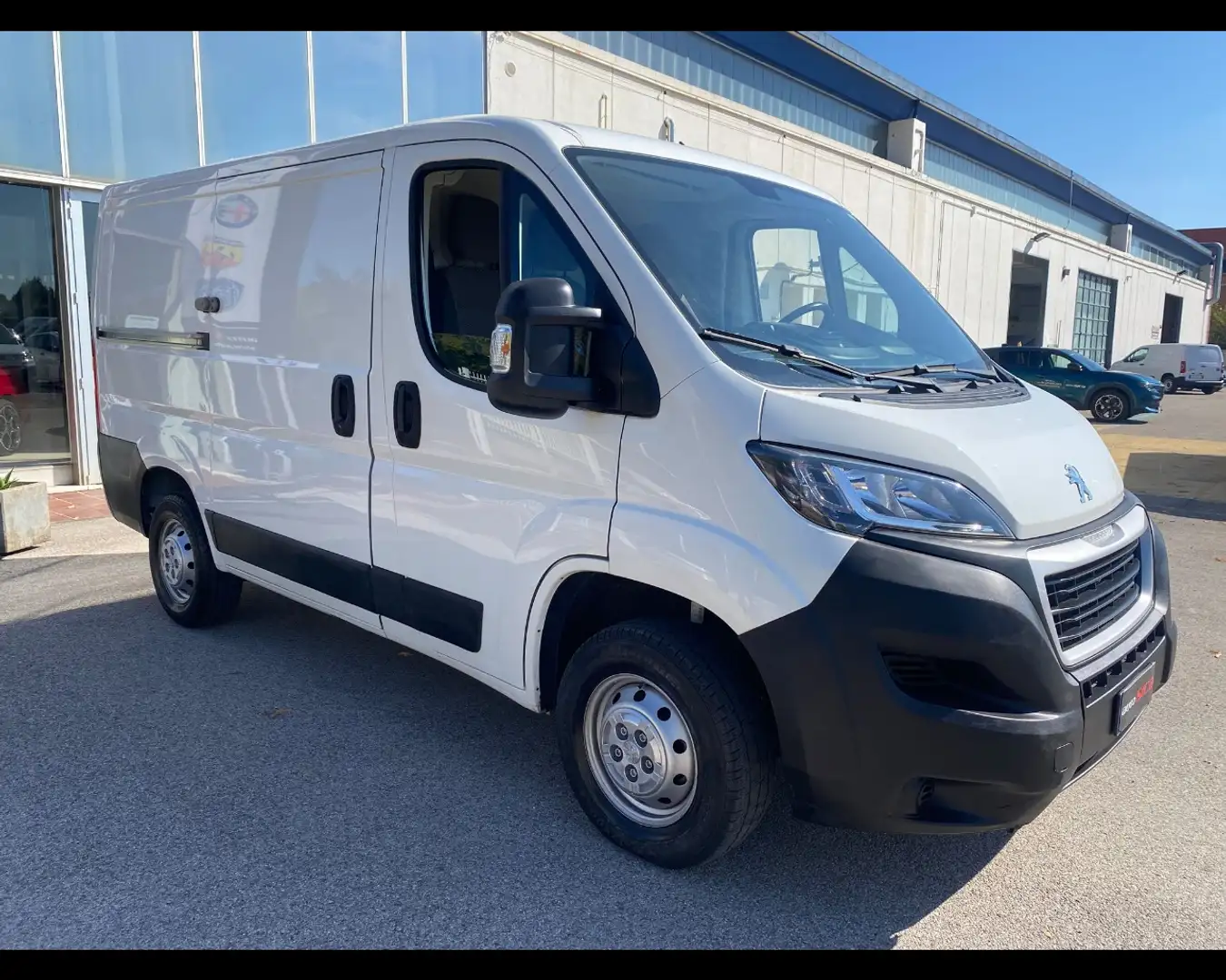 Peugeot Boxer (3ª serie) - Boxer 330 2.2 BlueHDi 140 S&S P Weiß - 2