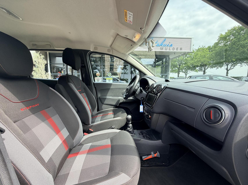 Dacia Lodgy 1.3 TCe Tech Road | 7 Persoons | Camera | Navigati — photo 4