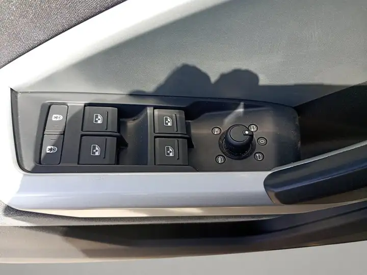 Audi Q3 2020, foto 20