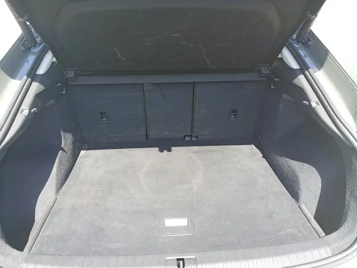 Audi Q3 2020, foto 13