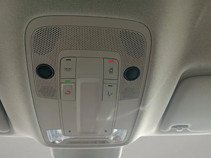 Audi Q3 2020, foto 35