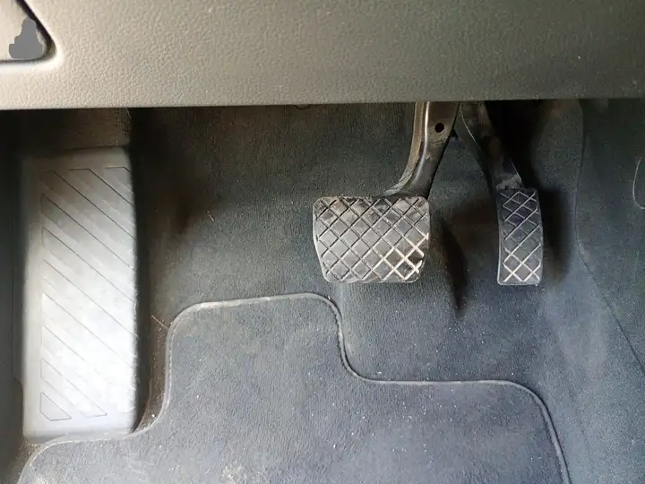 Audi Q3 2020, foto 17
