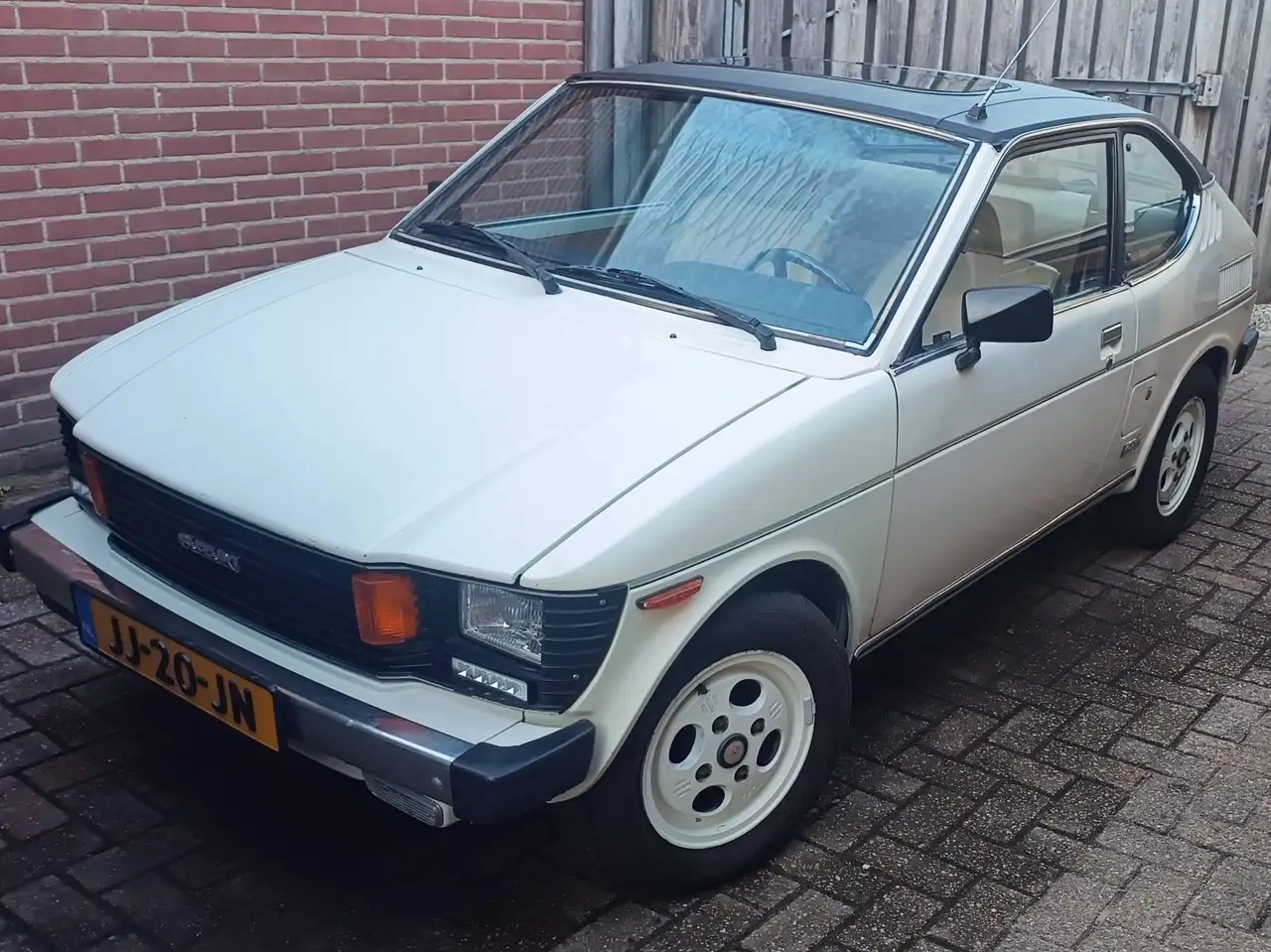 Suzuki SC100GX Coupe, foto 3