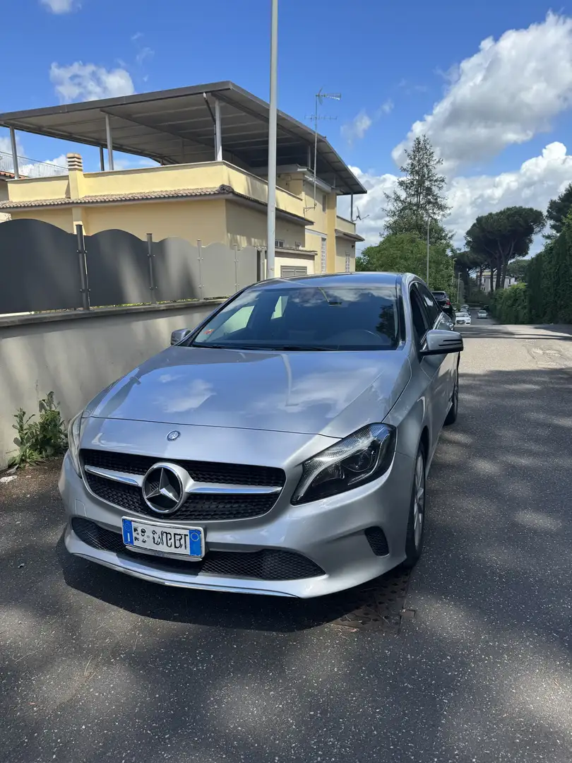 Mercedes-Benz A 180 Automatic Sport Grigio - 1