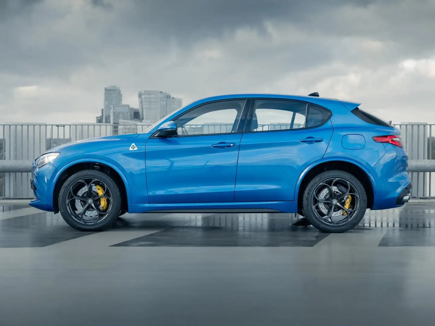 Alfa Romeo Stelvio 2.9 V6T AWD Quadrifoglio Blauw - 2