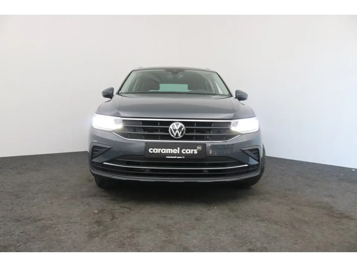 Volkswagen Tiguan 2.0D AUTOMAAT ACTIVE *DAB*GPS*CARPLAY*CAMERA ACHTE Gris - 2