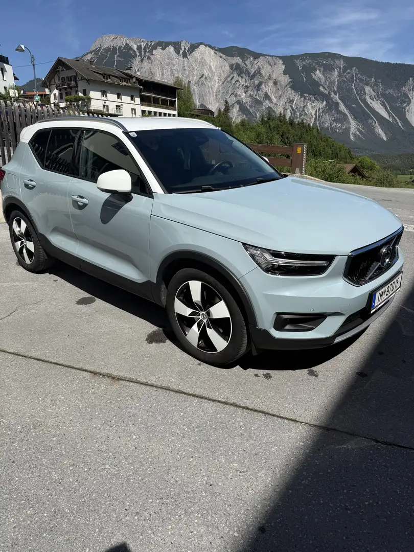 Volvo XC40 D3 AWD Geartronic Momentum - 1