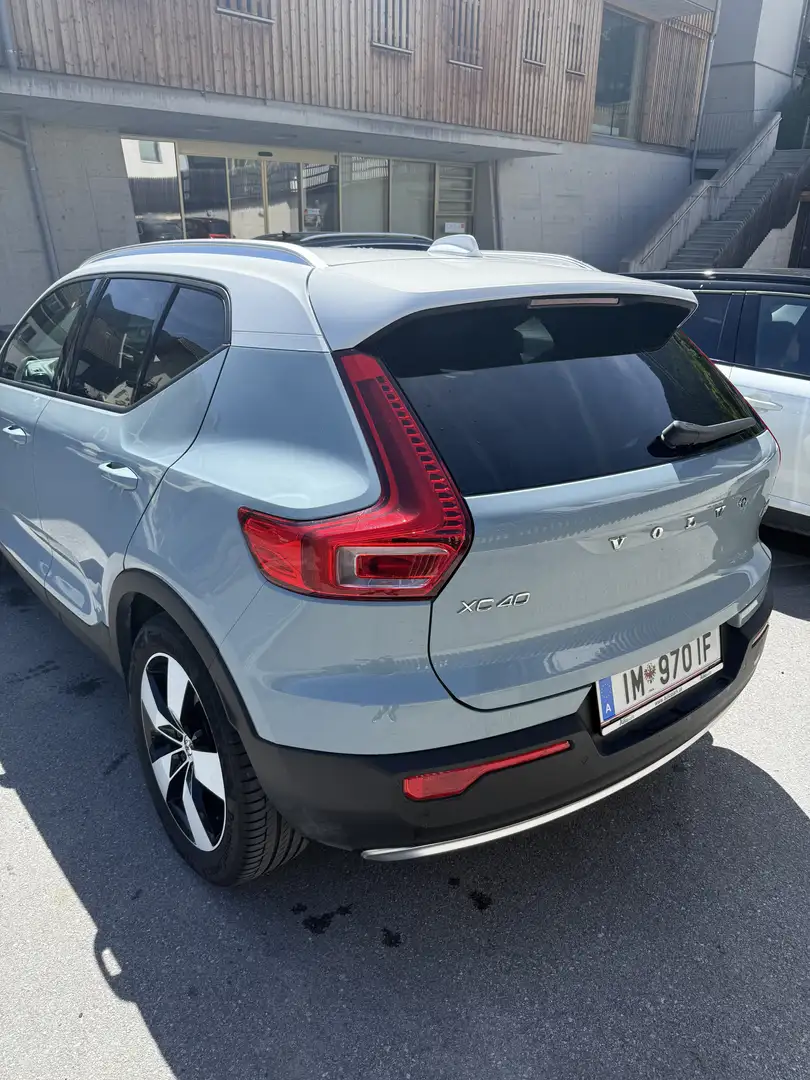 Volvo XC40 D3 AWD Geartronic Momentum - 2
