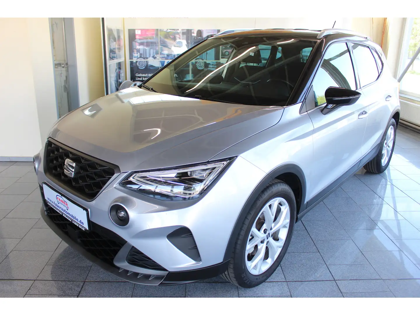 SEAT Arona Xcellence Beats FR Line*APPLE CAR PLAY*SHZ* Argent - 1