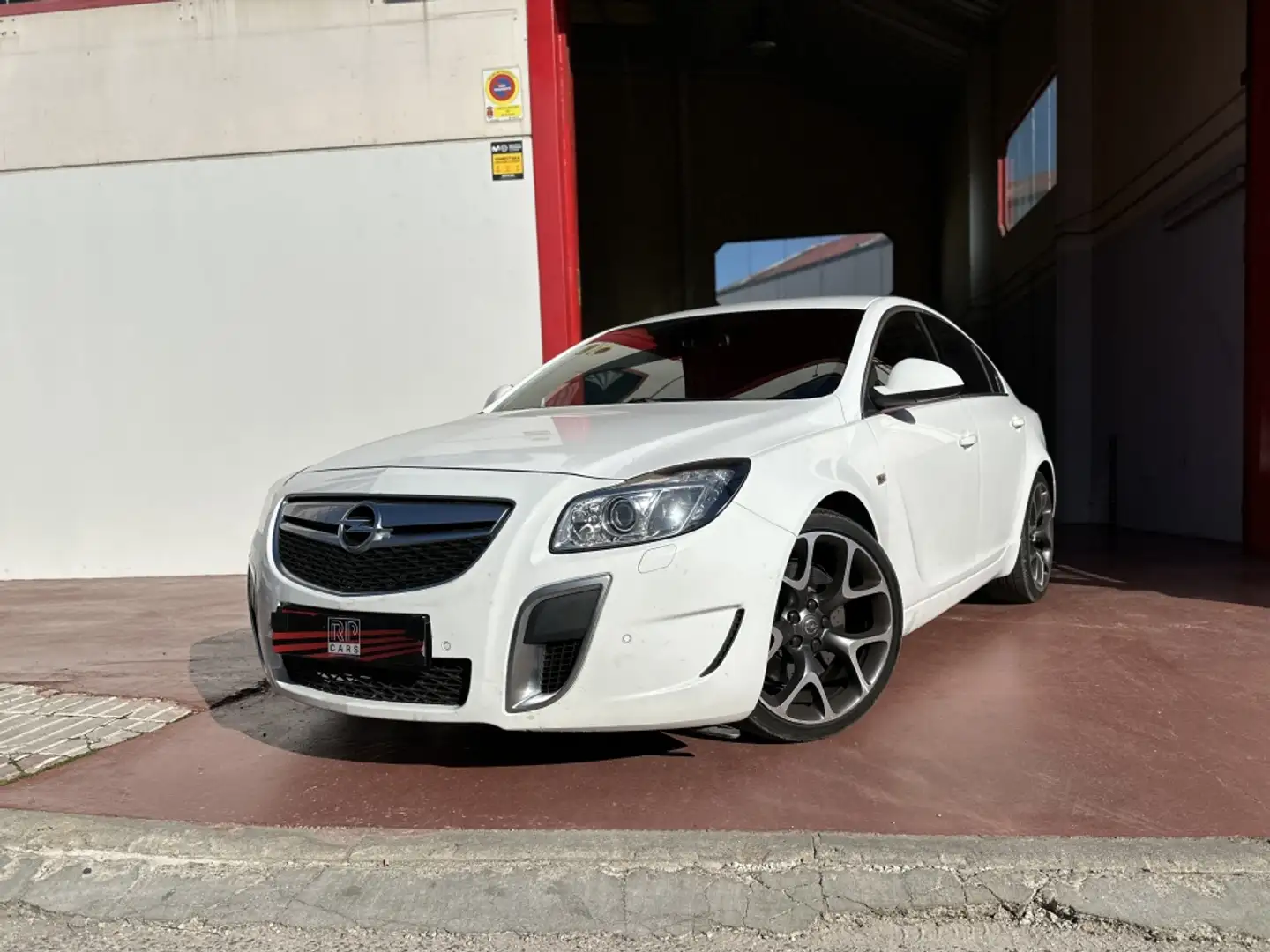 Opel Insignia 2.8 V6 Turbo OPC Alb - 1