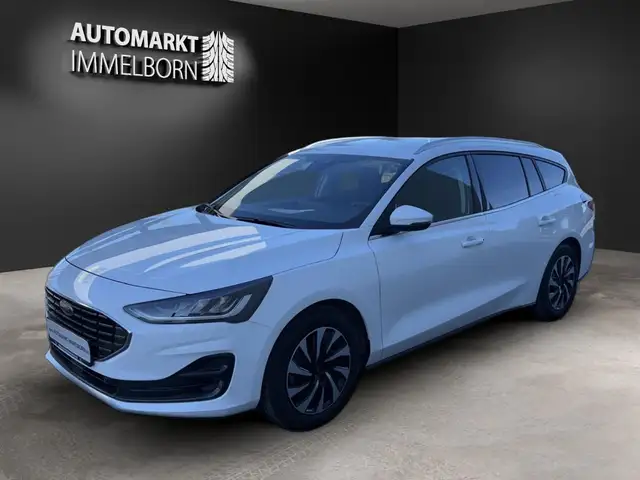 Ford Focus view 4