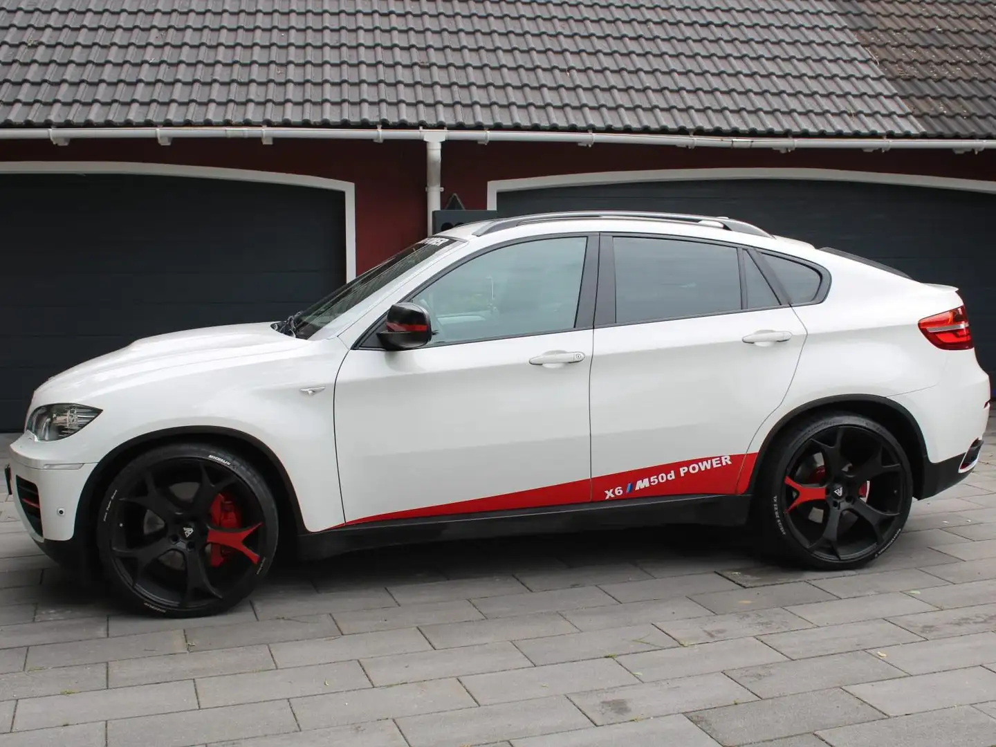 BMW X6 M X6 xDriveM50d Белый - 1