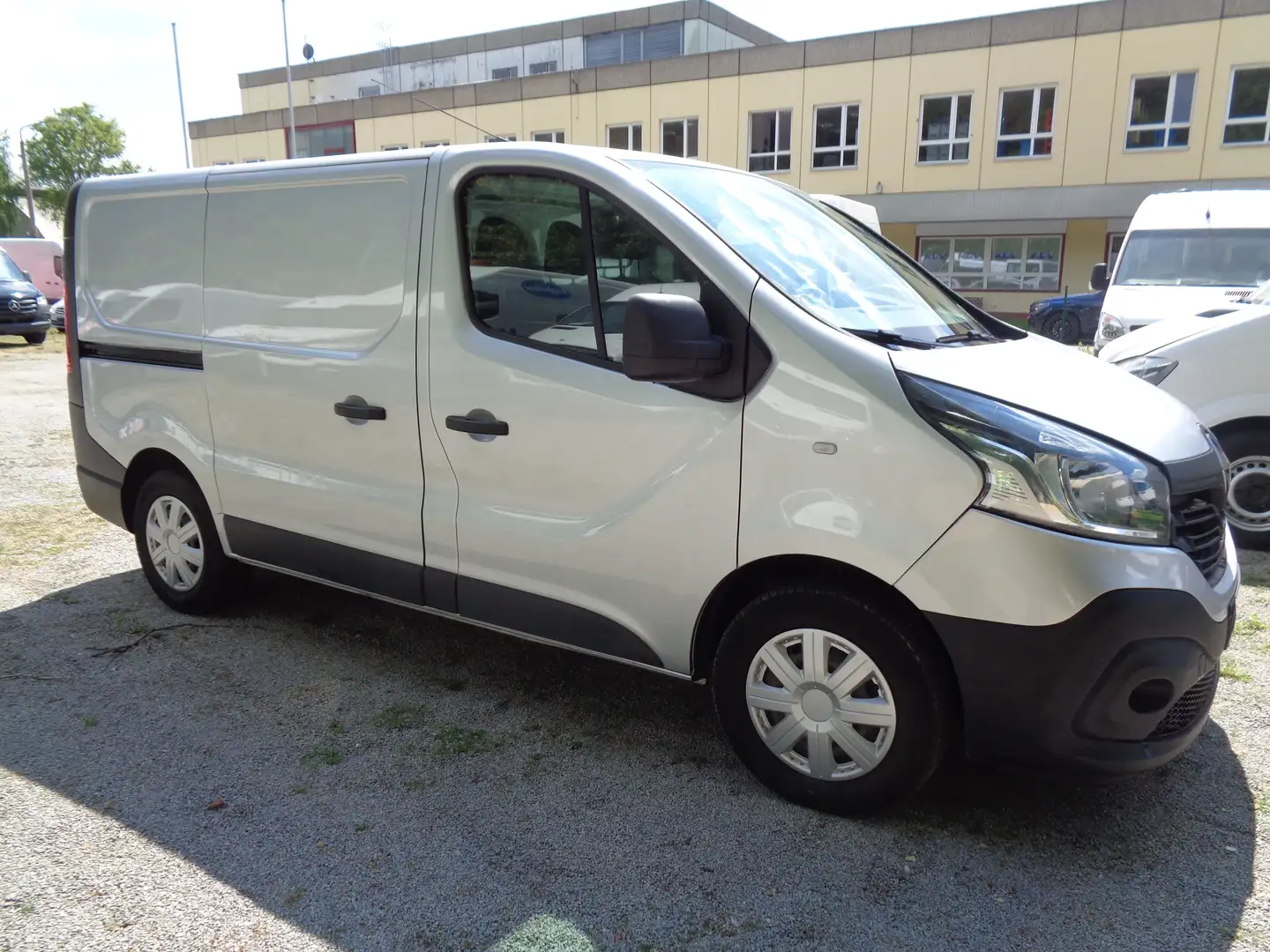 Renault Trafic Kasten L1H1 2,9t KOMFORT; KLIMA; RÜCKCAMERA Grau - 1