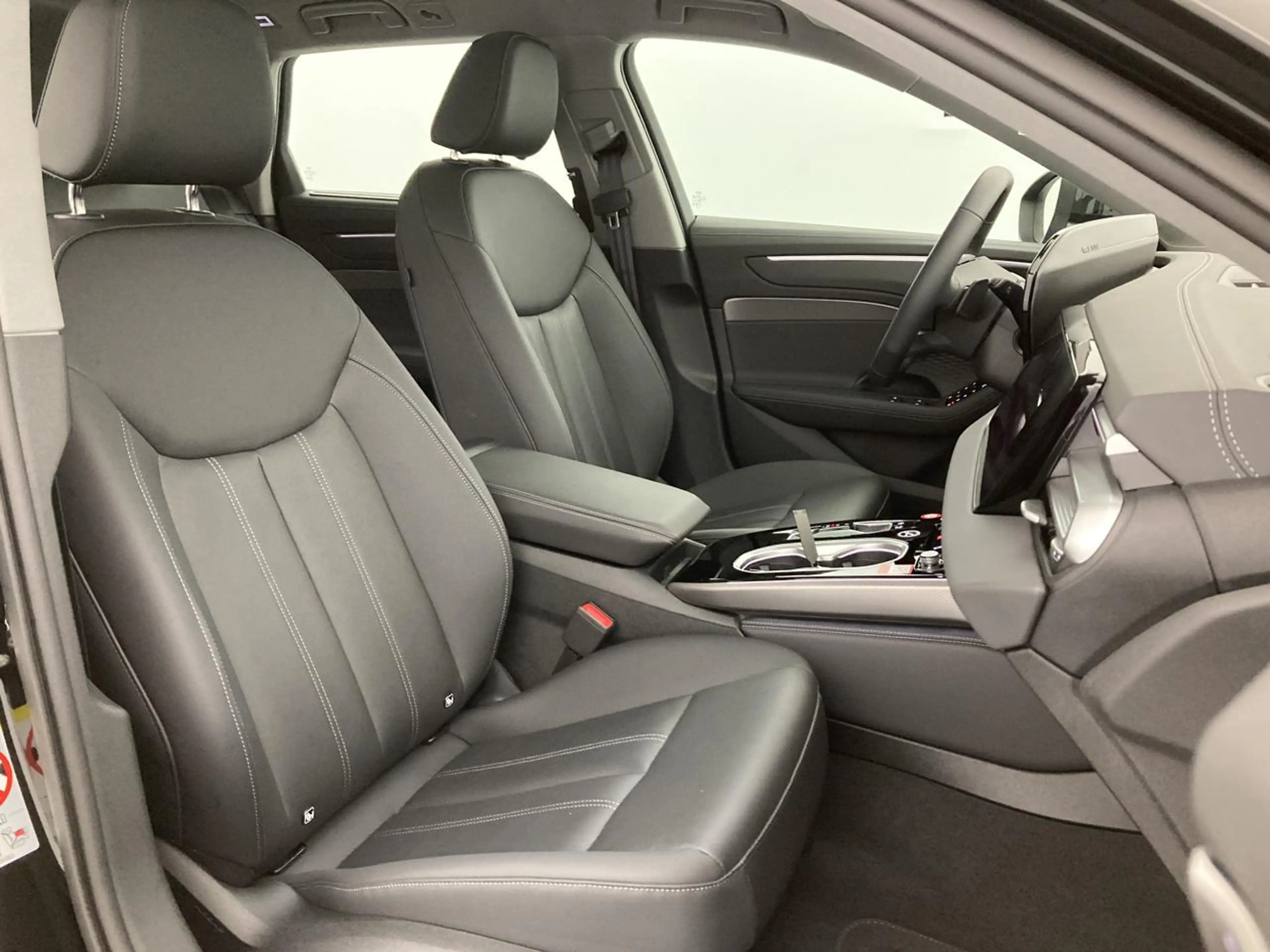 Audi A6 2.0TDi MHEV Advanced S tronic Garantie jusqu'au 11/11/2030 Kit Hiver Offert — photo 6