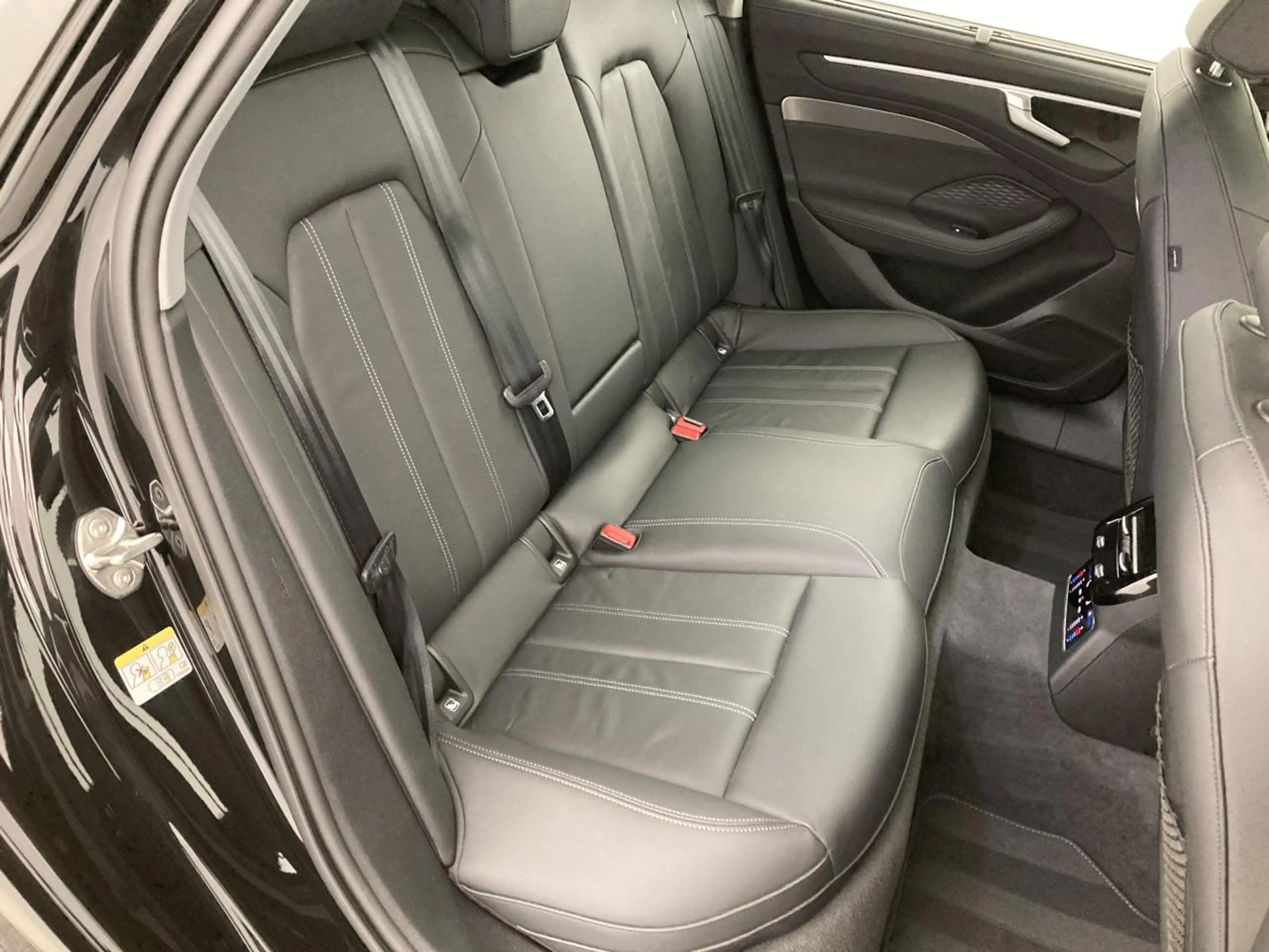 Audi A6 2.0TDi MHEV Advanced S tronic Garantie jusqu'au 11/11/2030 Kit Hiver Offert — photo 7
