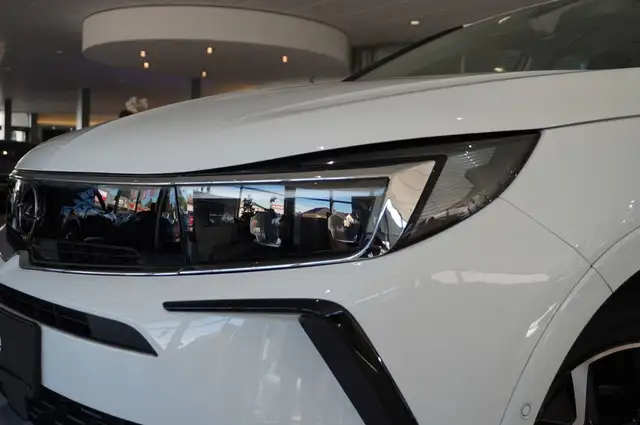 Opel Grandland X view 6