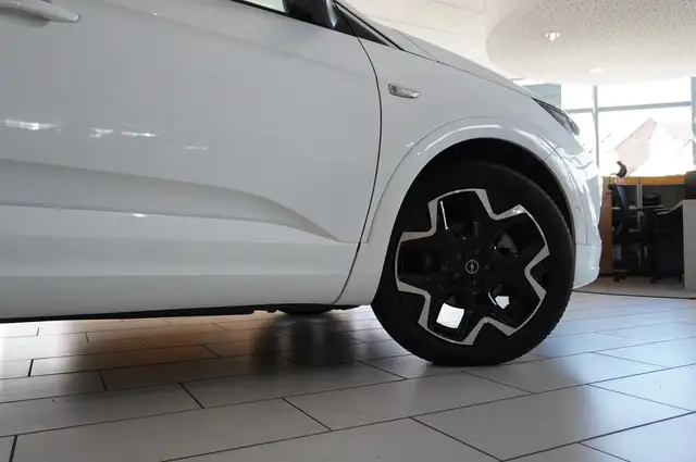 Opel Grandland X view 8