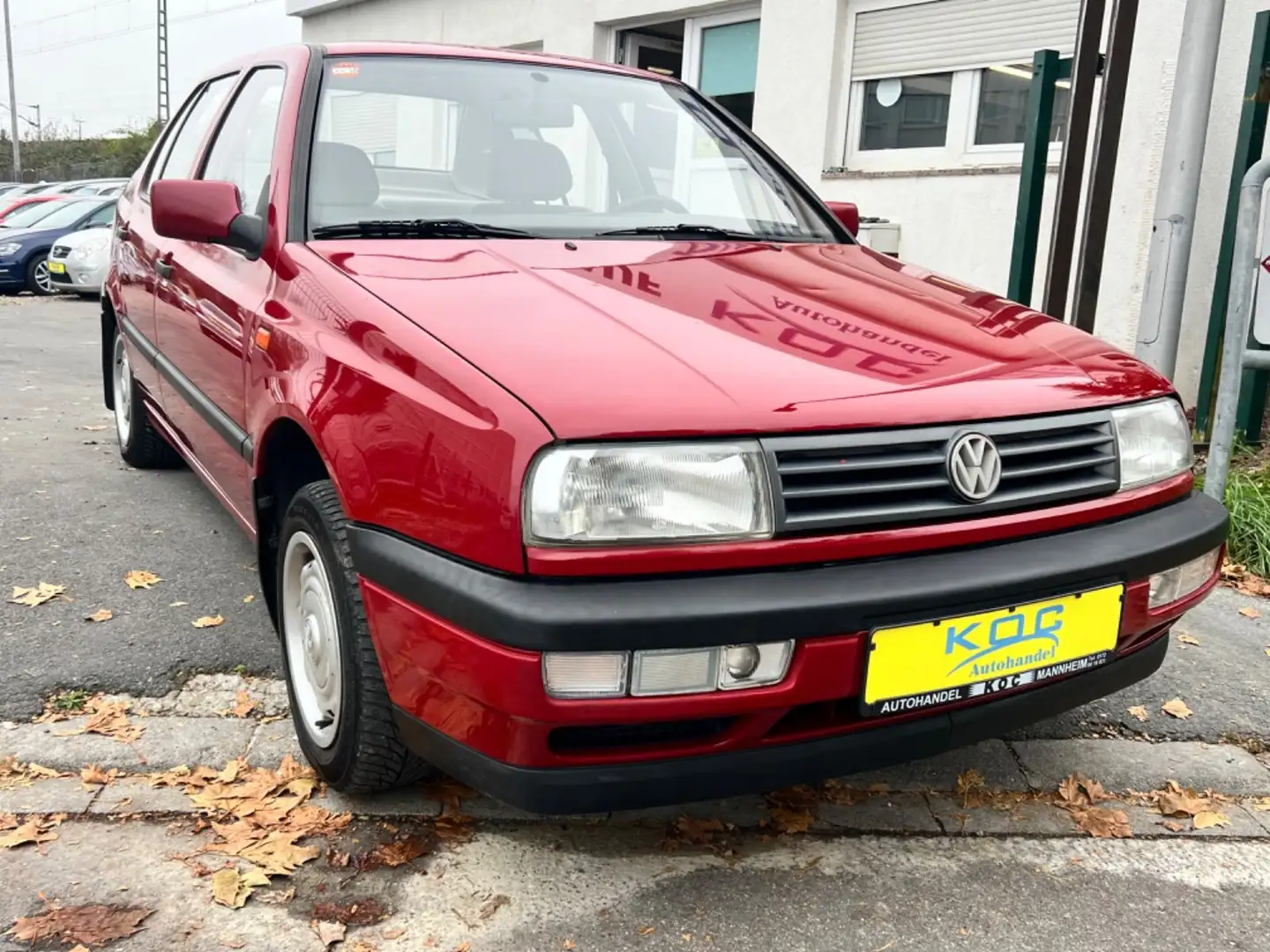 Volkswagen Vento 1.8 GLX / TOP zust. 2. HAND Roşu - 1