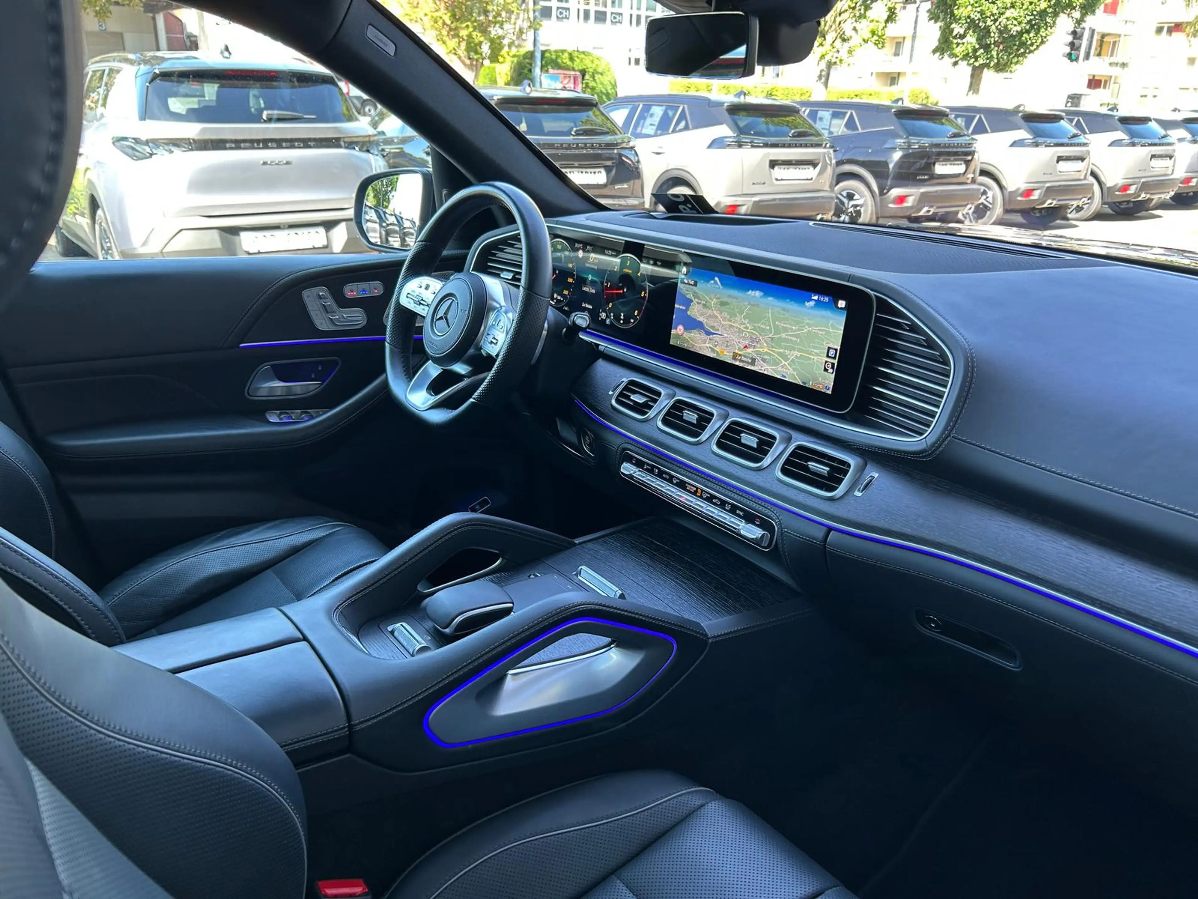 Mercedes-Benz GLS 400 d 4M AMG Line AHK-3,5T Multi-Sitz 7-Sitz — photo 6