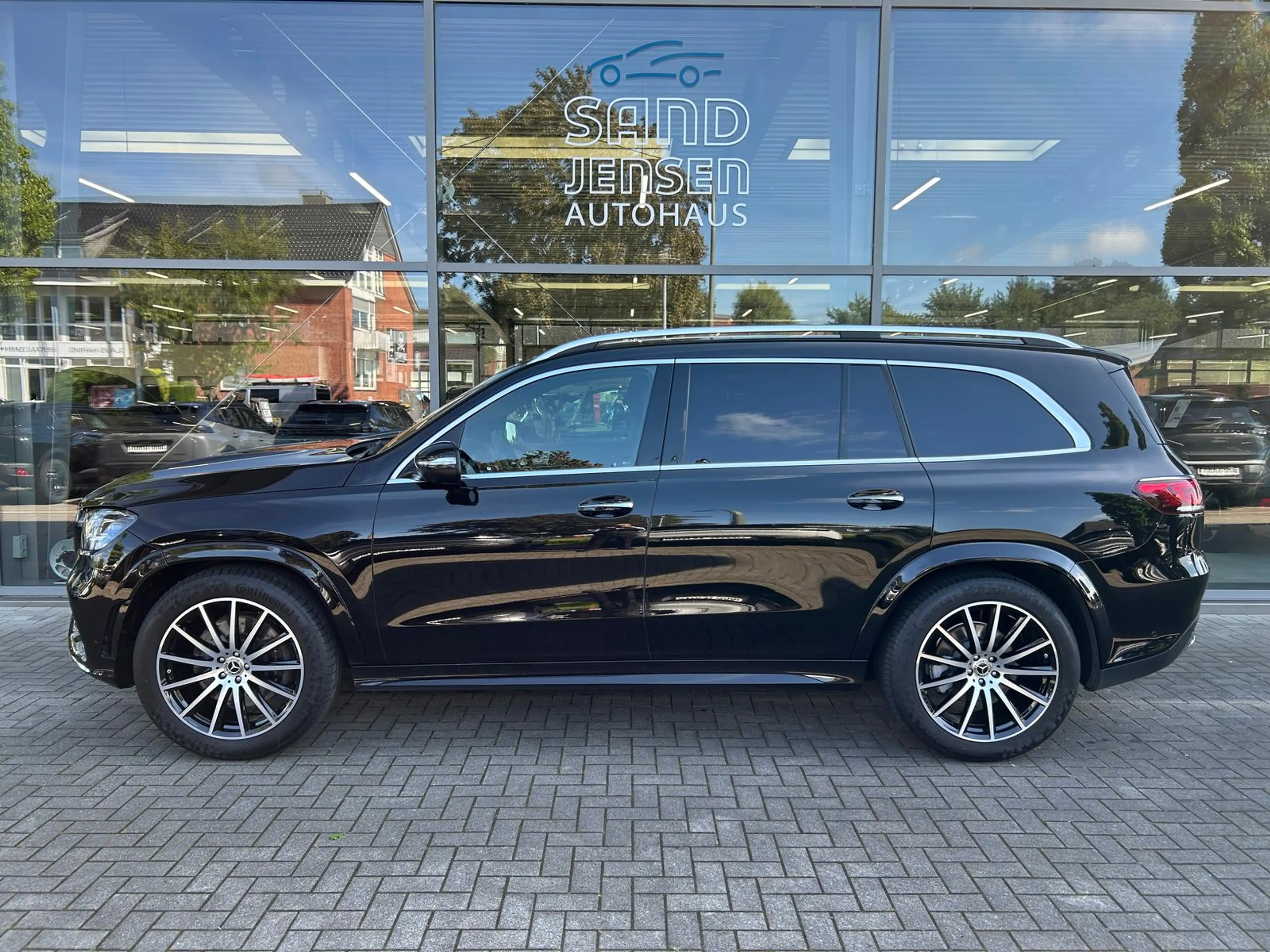 Mercedes-Benz GLS 400 d 4M AMG Line AHK-3,5T Multi-Sitz 7-Sitz — photo 3