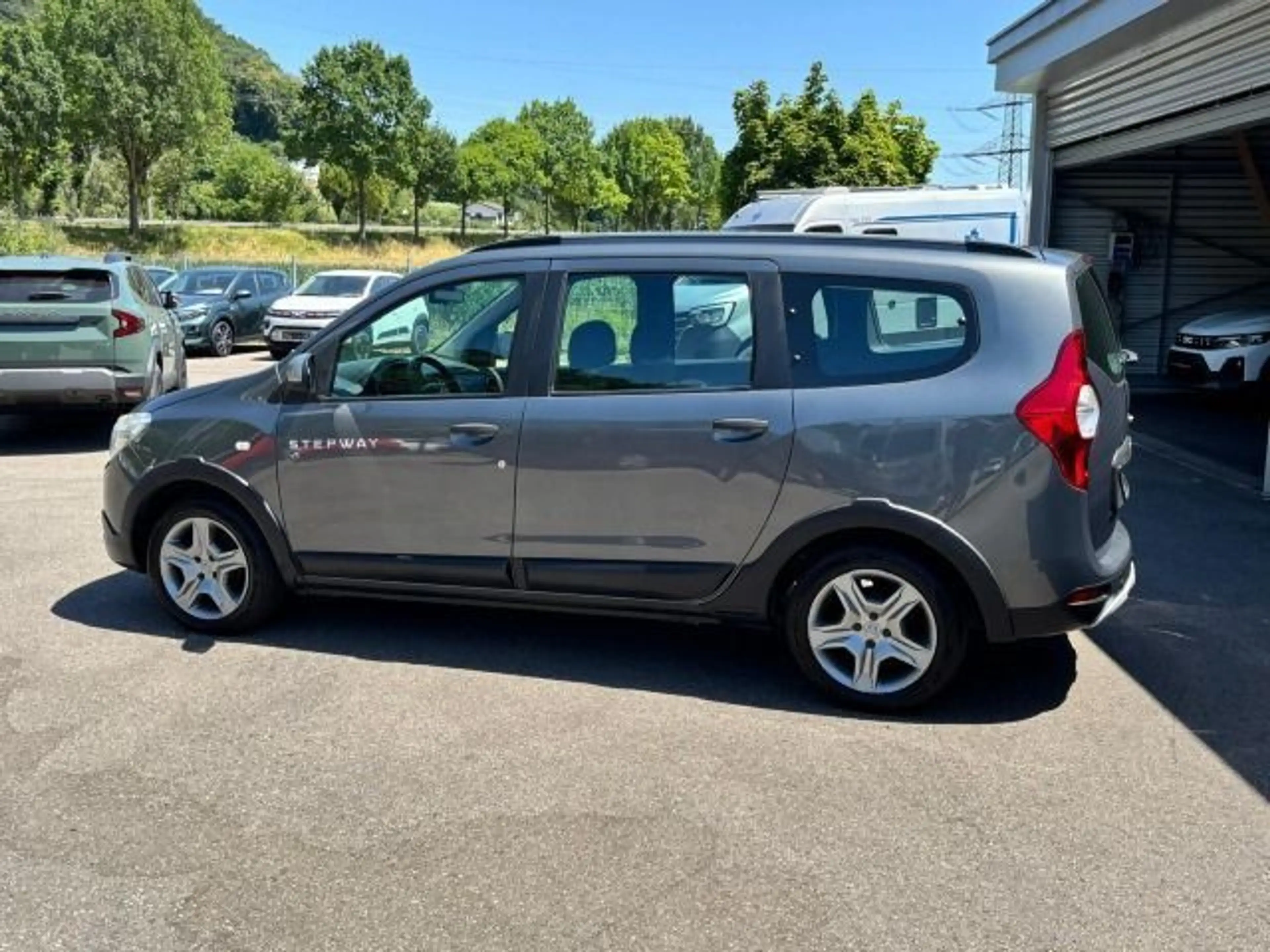 Dacia Lodgy Stepway 7 Sitze, Klima, Navi, — photo 2