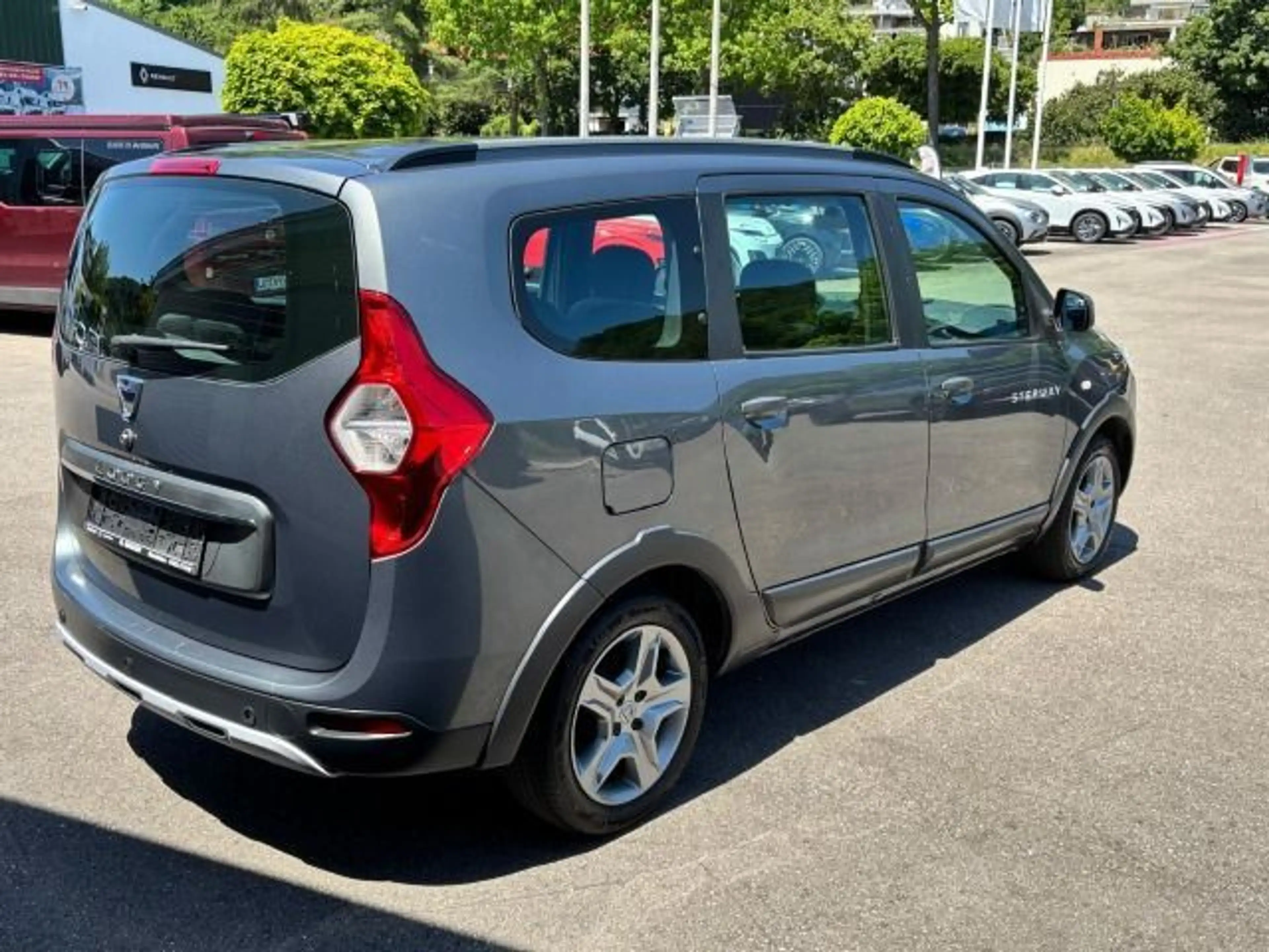 Dacia Lodgy Stepway 7 Sitze, Klima, Navi, — photo 3