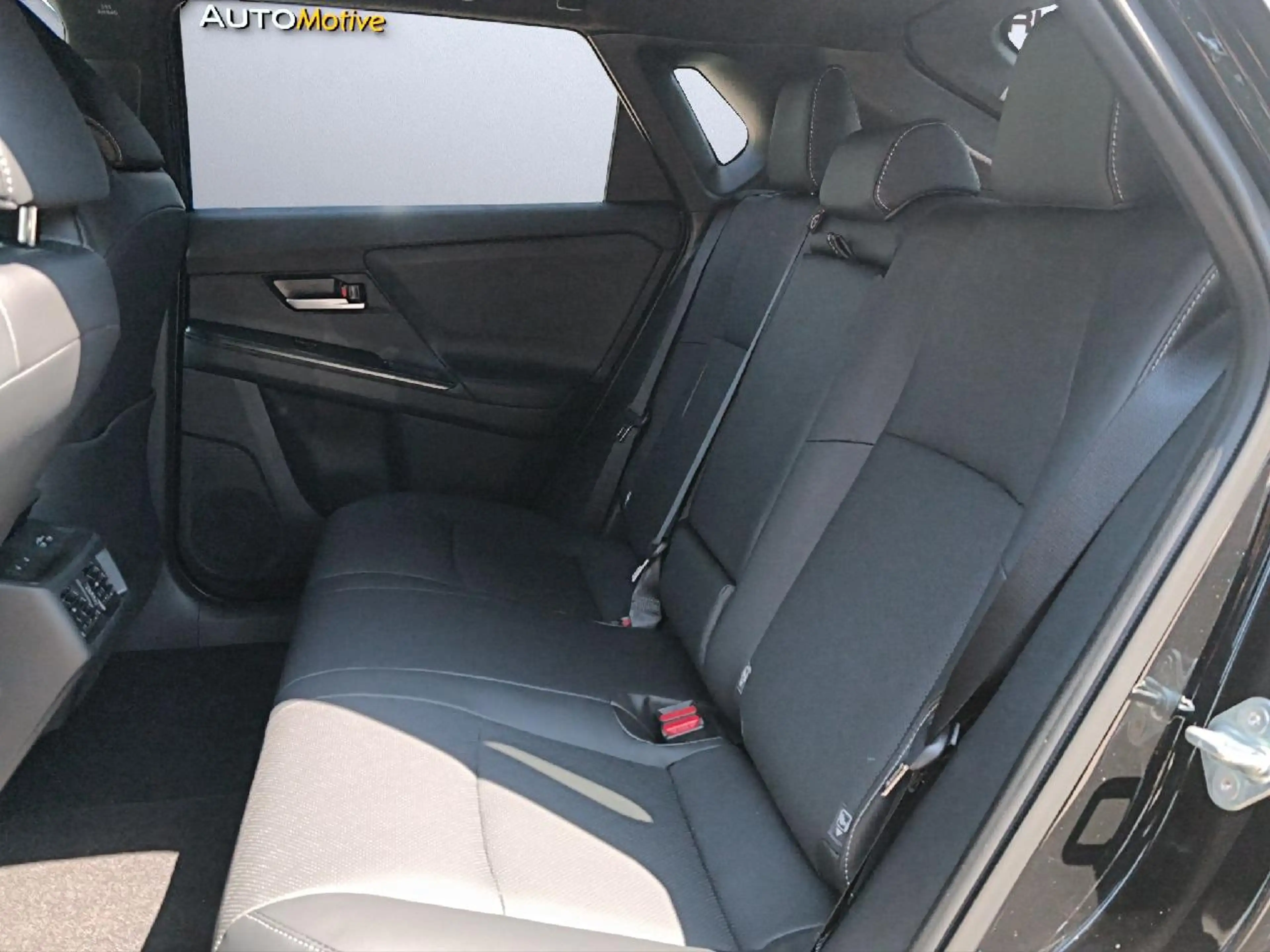 Subaru Solterra 252 kW 73 Comfort — photo 12