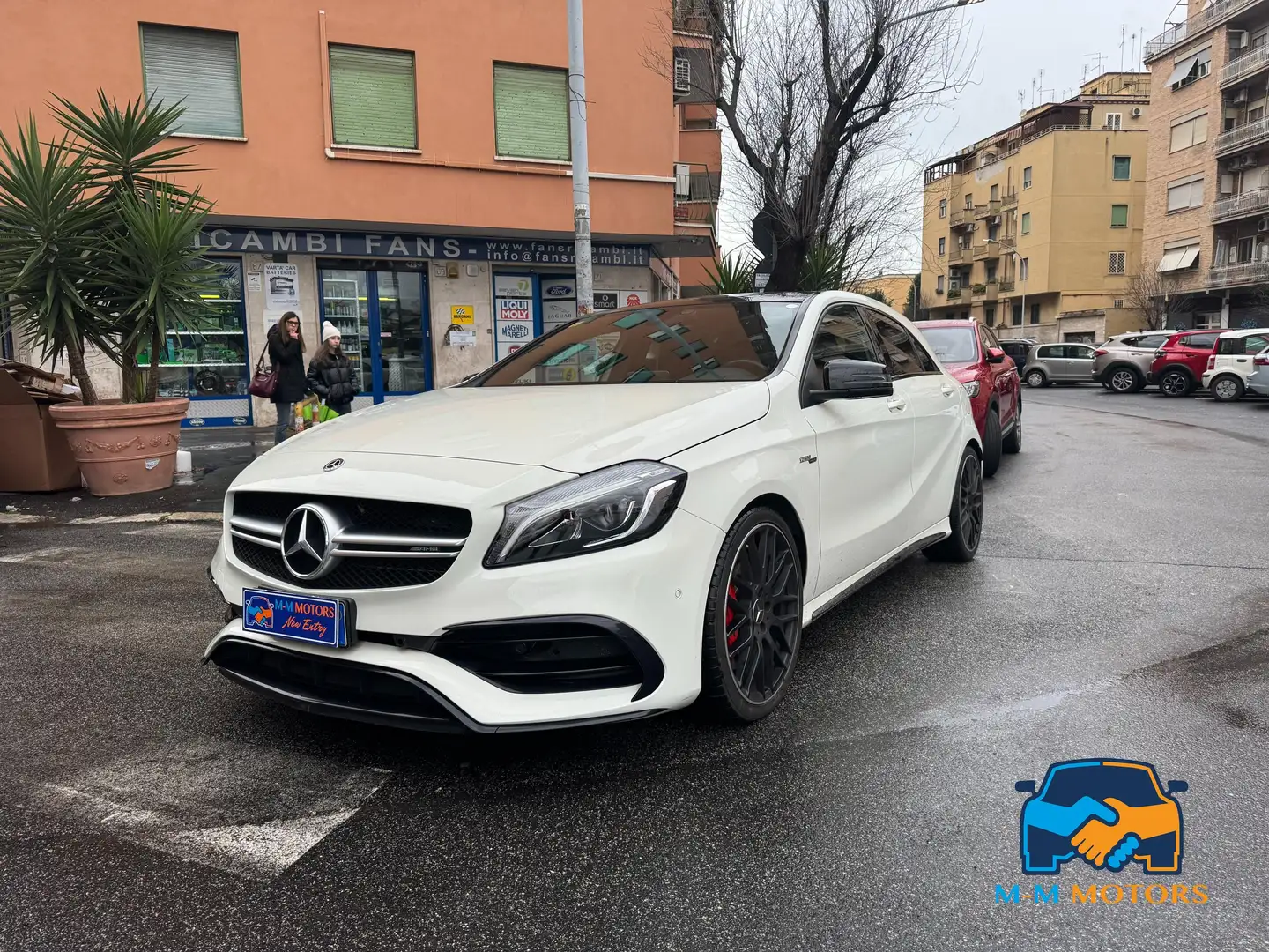 Mercedes-Benz A 45 AMG 4matic 381cv auto Weiß - 1