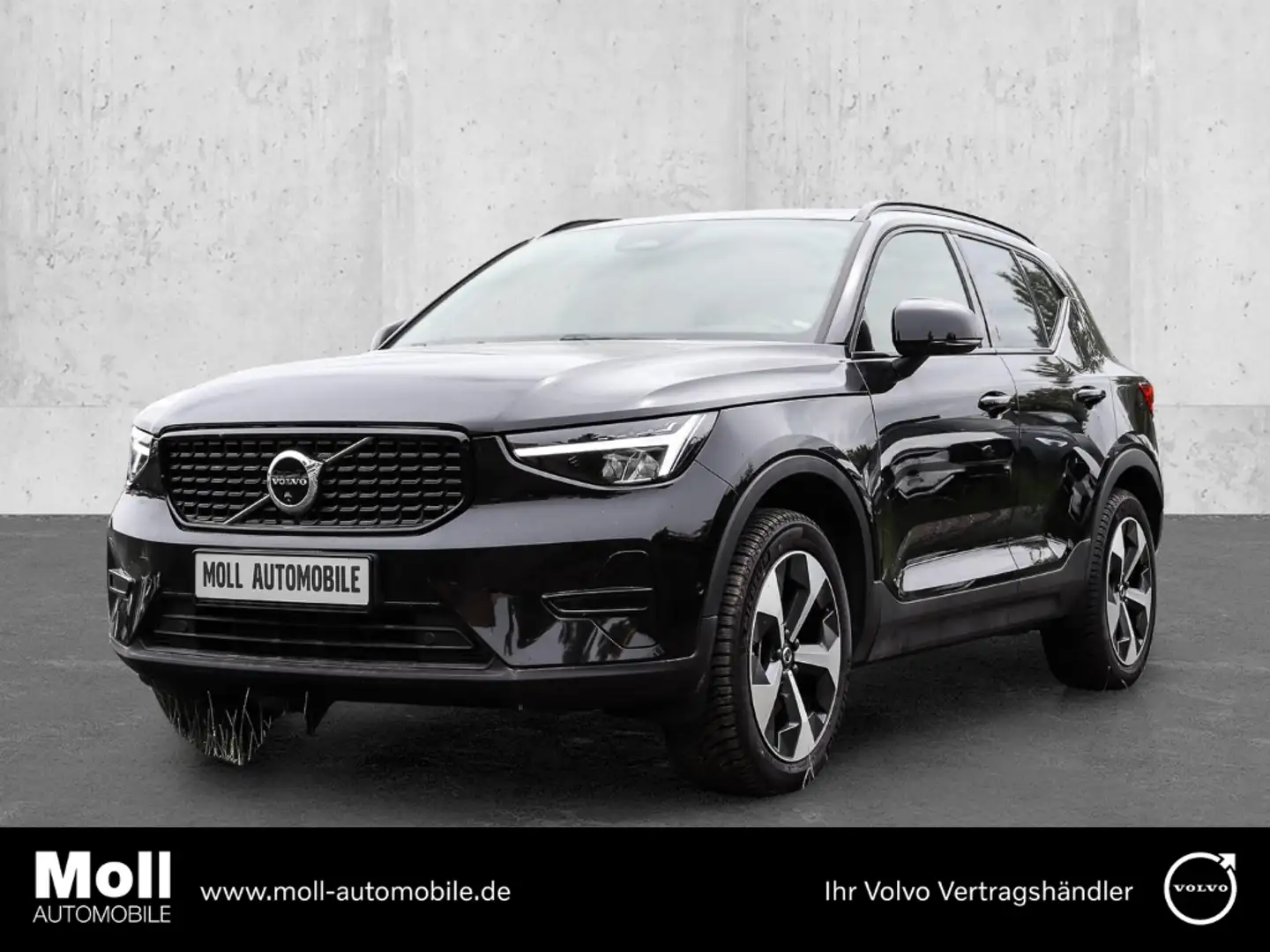 Volvo XC40 Plus Dark 2WD B4 EU6d digitales Cockpit Memory Sit Schwarz - 1