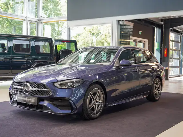 Mercedes-Benz C-Class view 6