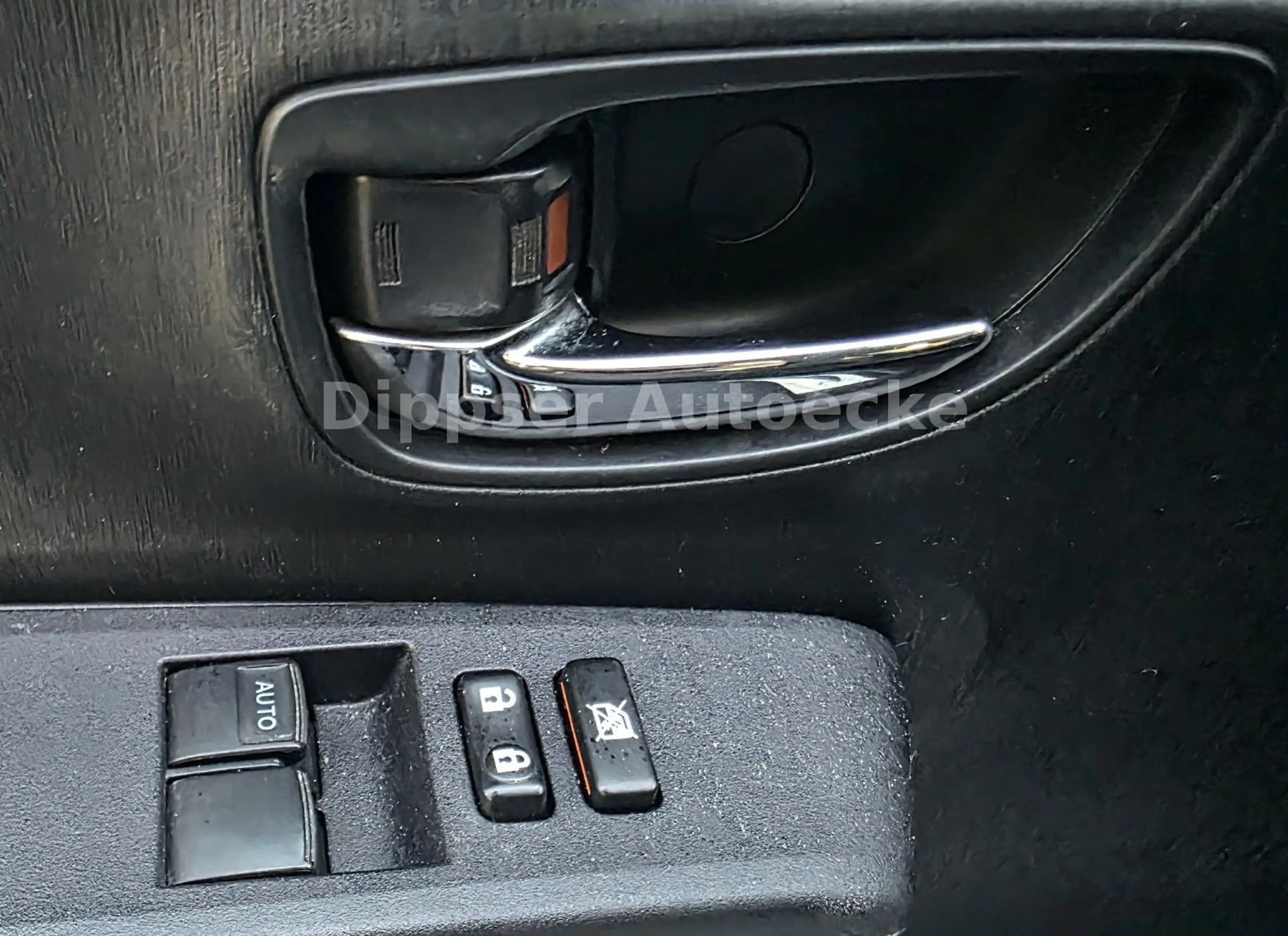 Toyota Yaris Hybrid "Club"_Navi_Sitzh_Aluf_top Zustand. — photo 15
